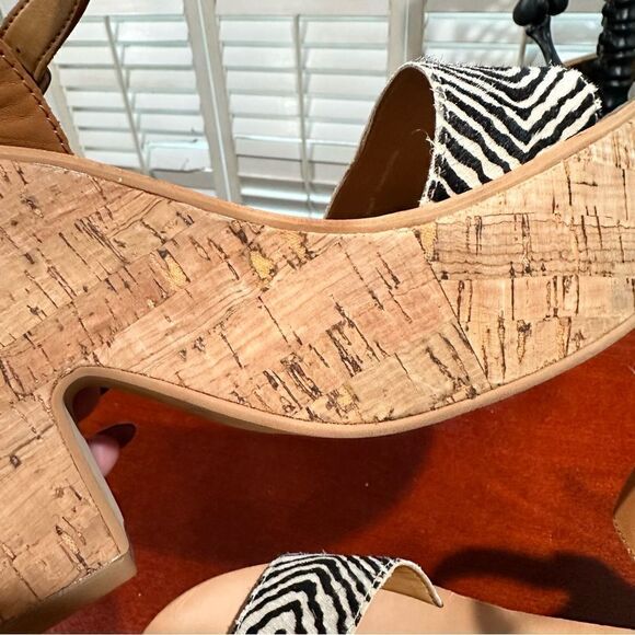 Dolce Vita Randi Wedge Platform Sandals Zebra Printed Calf Hair Size 8 - Picture 7 of 12